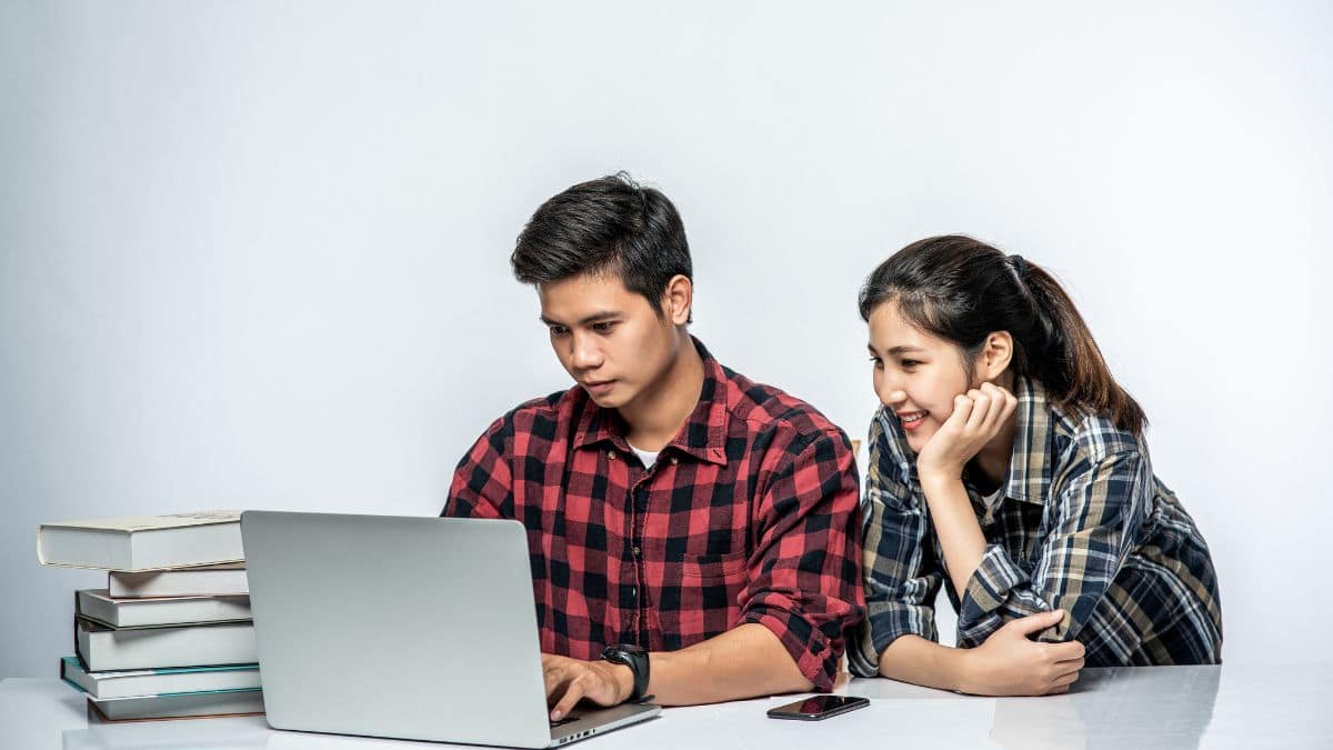 जिन उम्मीदवारों को अपने एचएसएससी सीईटी ग्रुप सी आवेदन पत्र में त्रुटियां हैं, वे कल तक सुधार कर सकते हैं। (प्रतीकात्मक-फ्रीपिक)